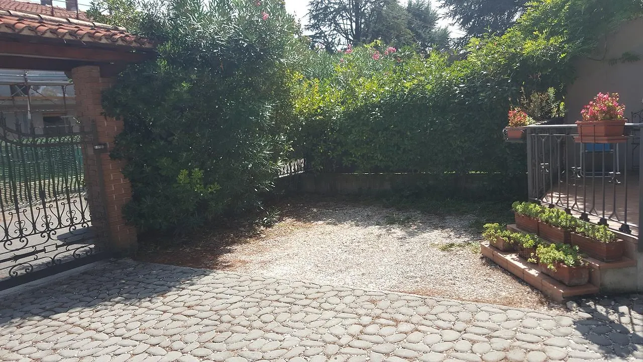 Villa Indipendente A Pochi Passi Dal Lago Сан-Феличе-дель-Бенако 0*,